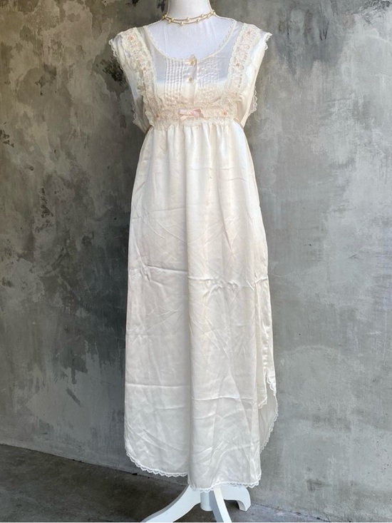 barbizon Dresses & Skirts - Vintage 80s Cream Coquette Milkmaid Satin Lace Maxi Dress